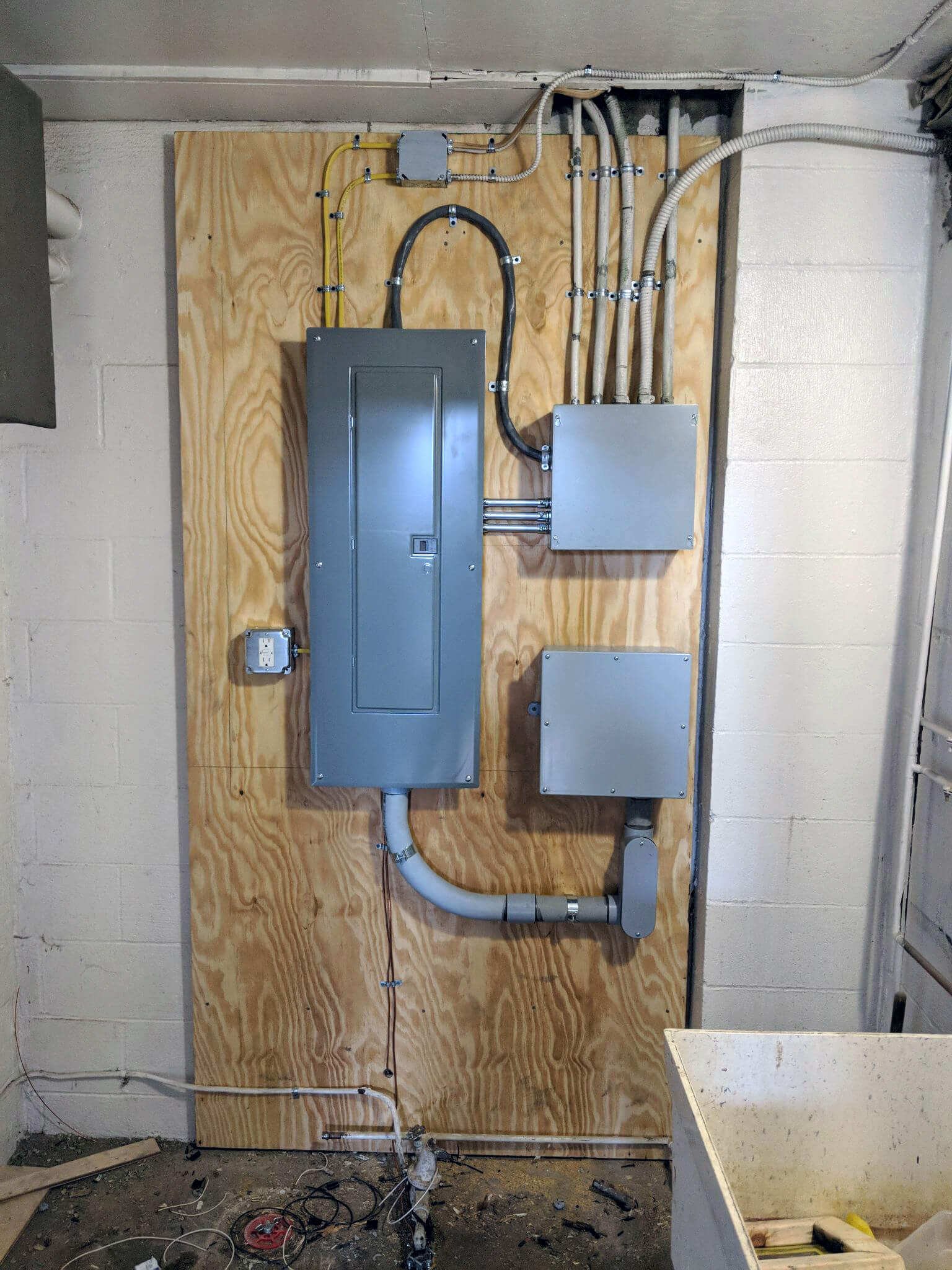 VIKO Electric 200A service upgrade